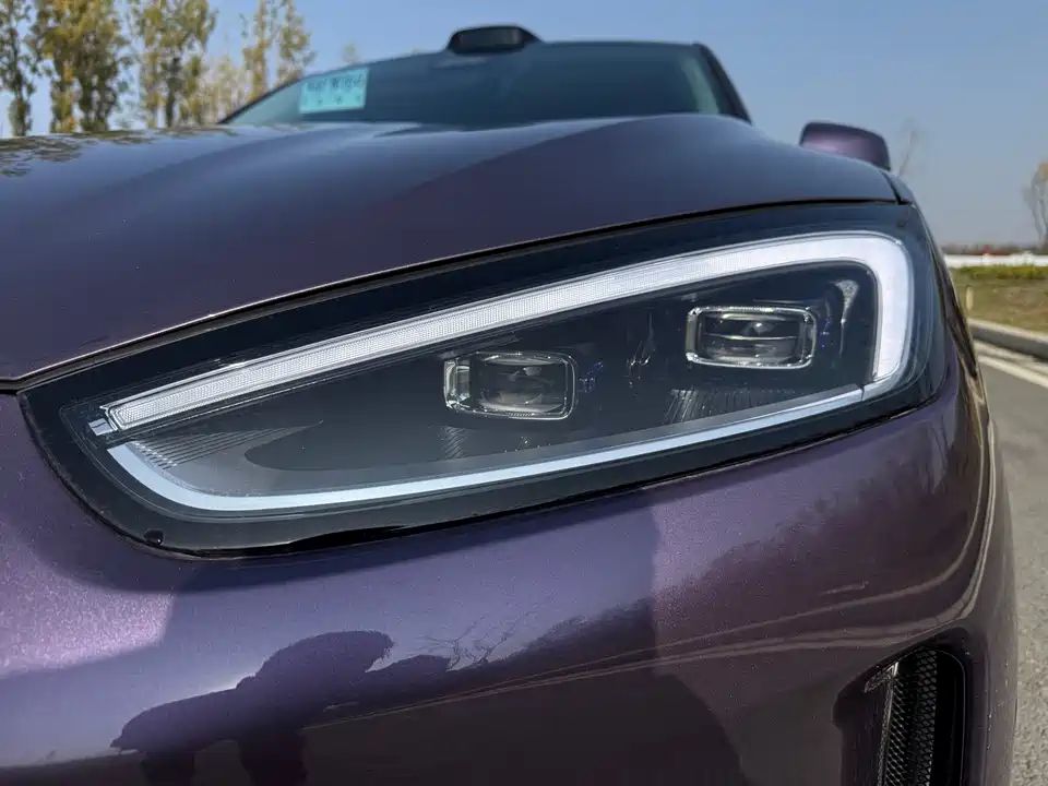 AITO Ask the world M5