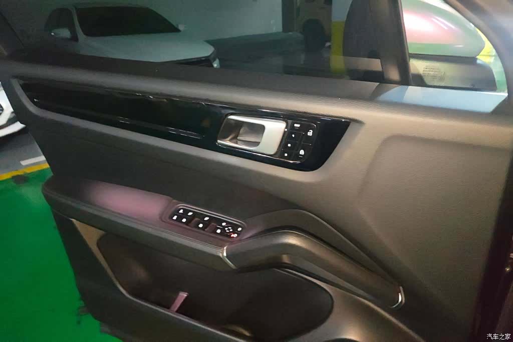 Porsche Cayenne, 2021 7