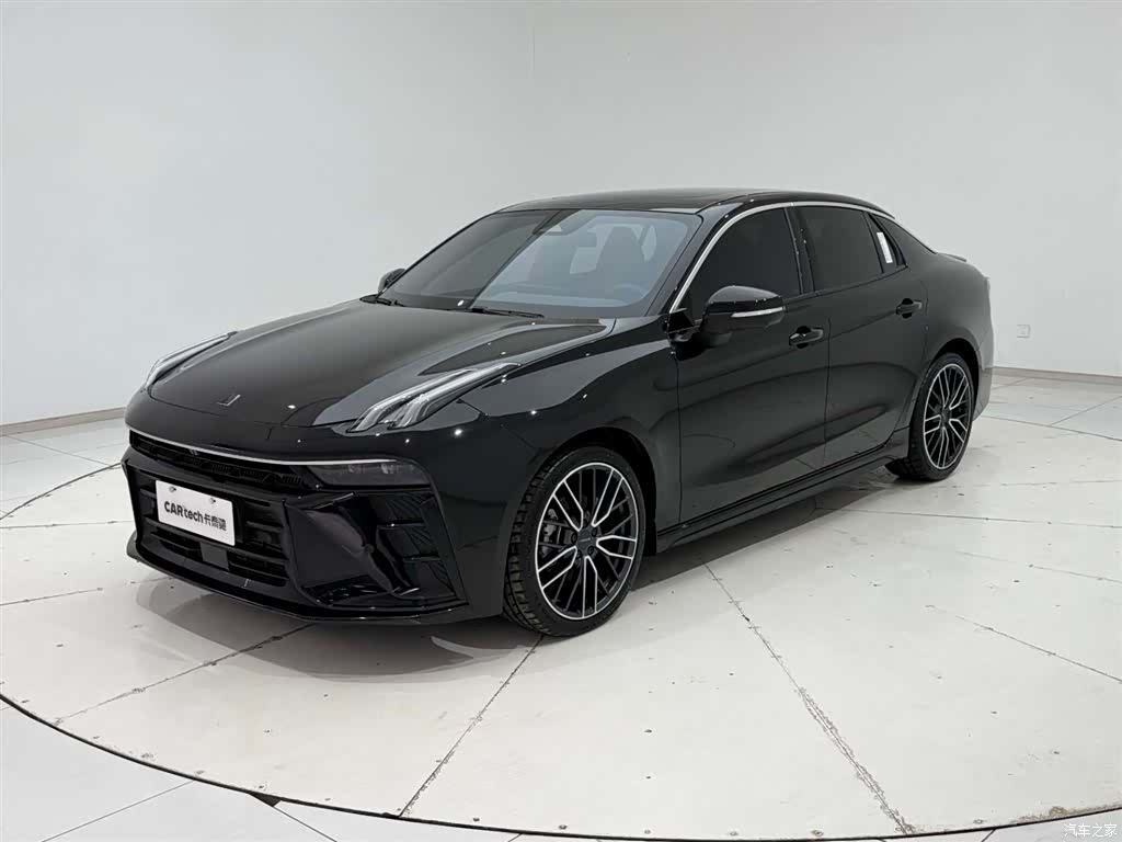 Lynk & Co 02, 2025 все фото