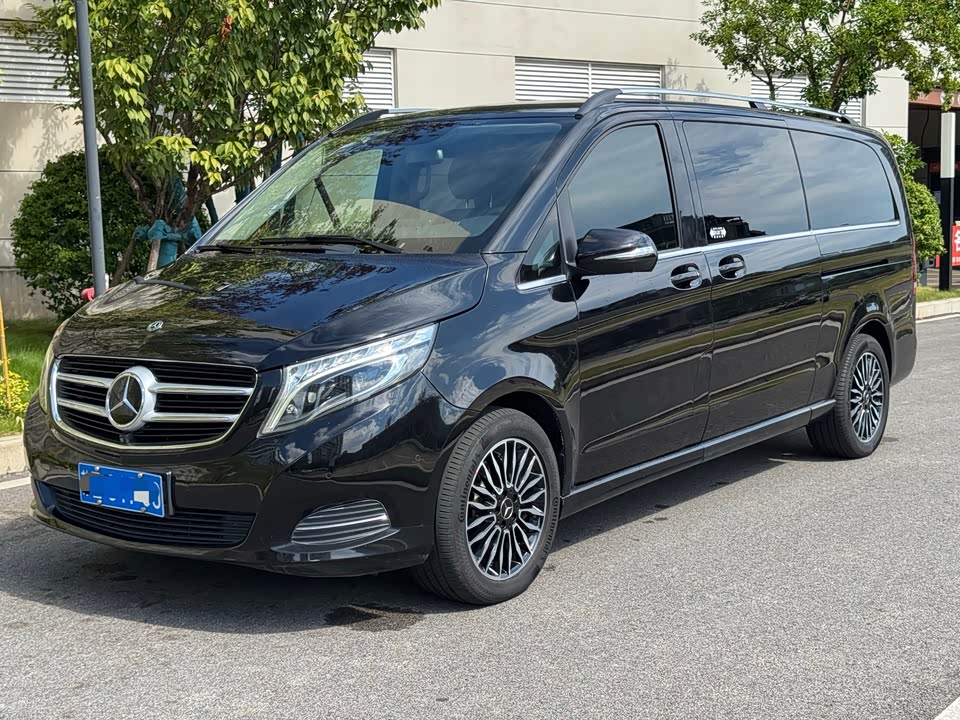 Mercedes-Benz V-class