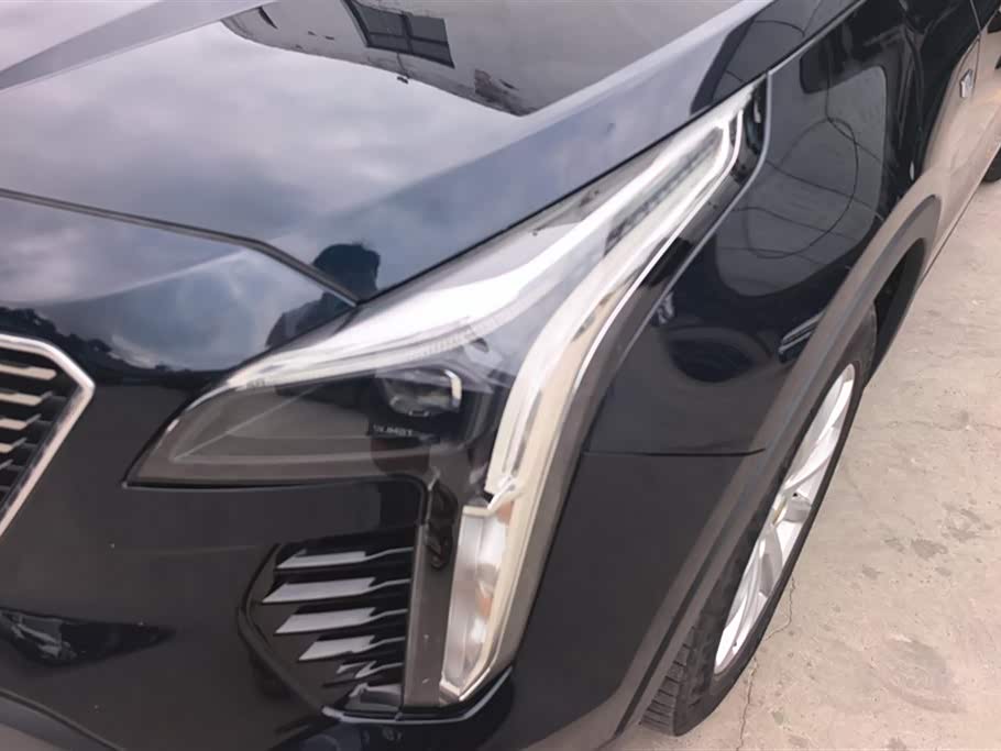 Cadillac XT4