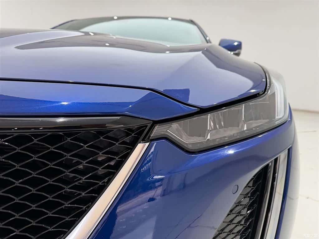 Cadillac CT5, 2023 2