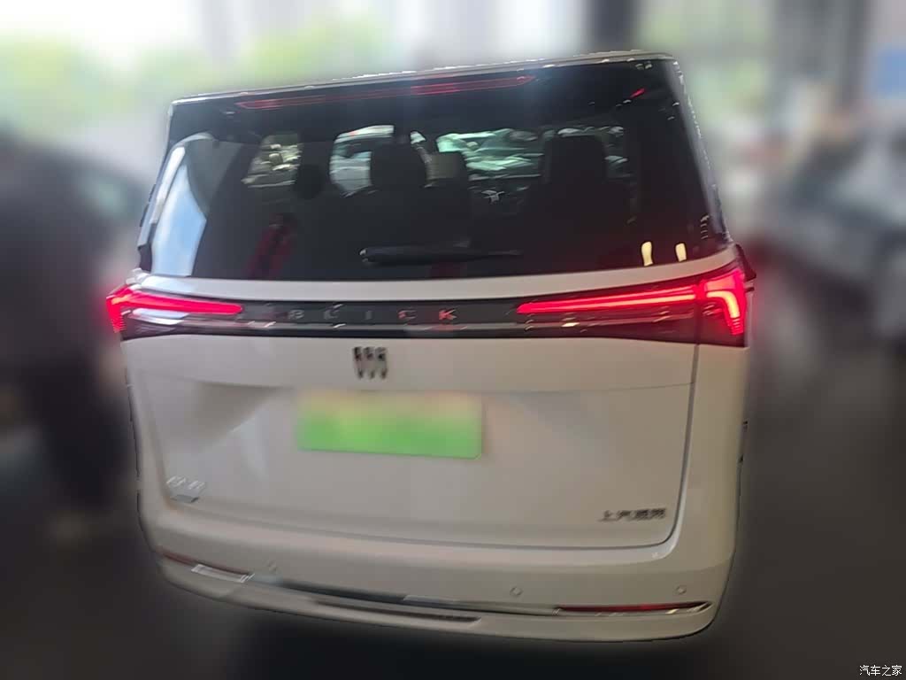 Buick GL8, 2025 10