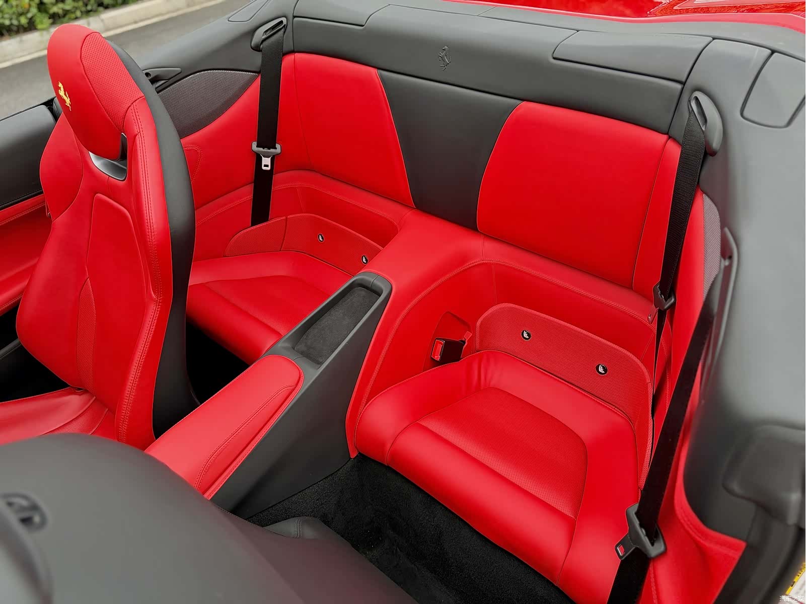 Ferrari Portofino, 2019 13