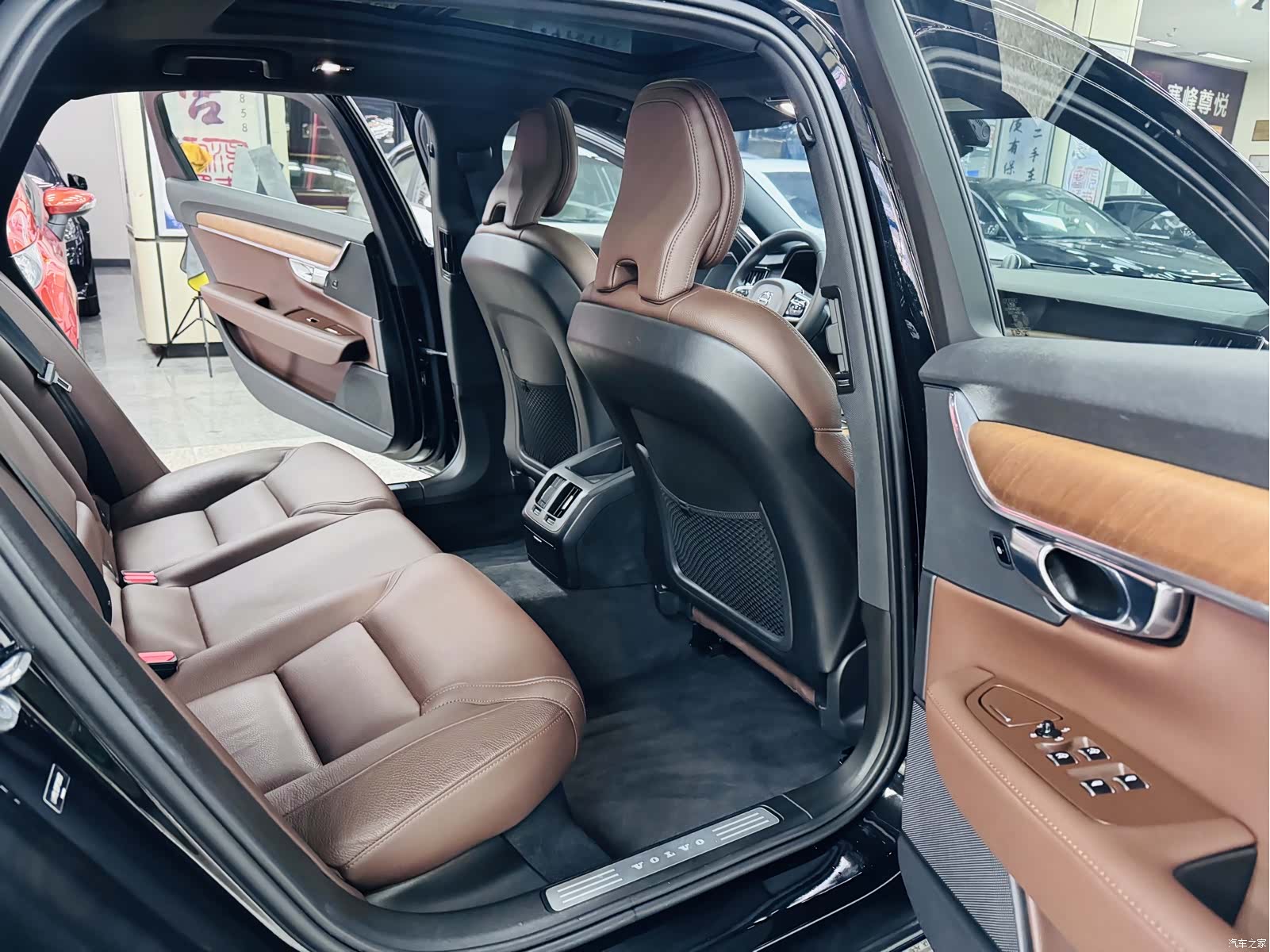 Volvo S90, 2022 10