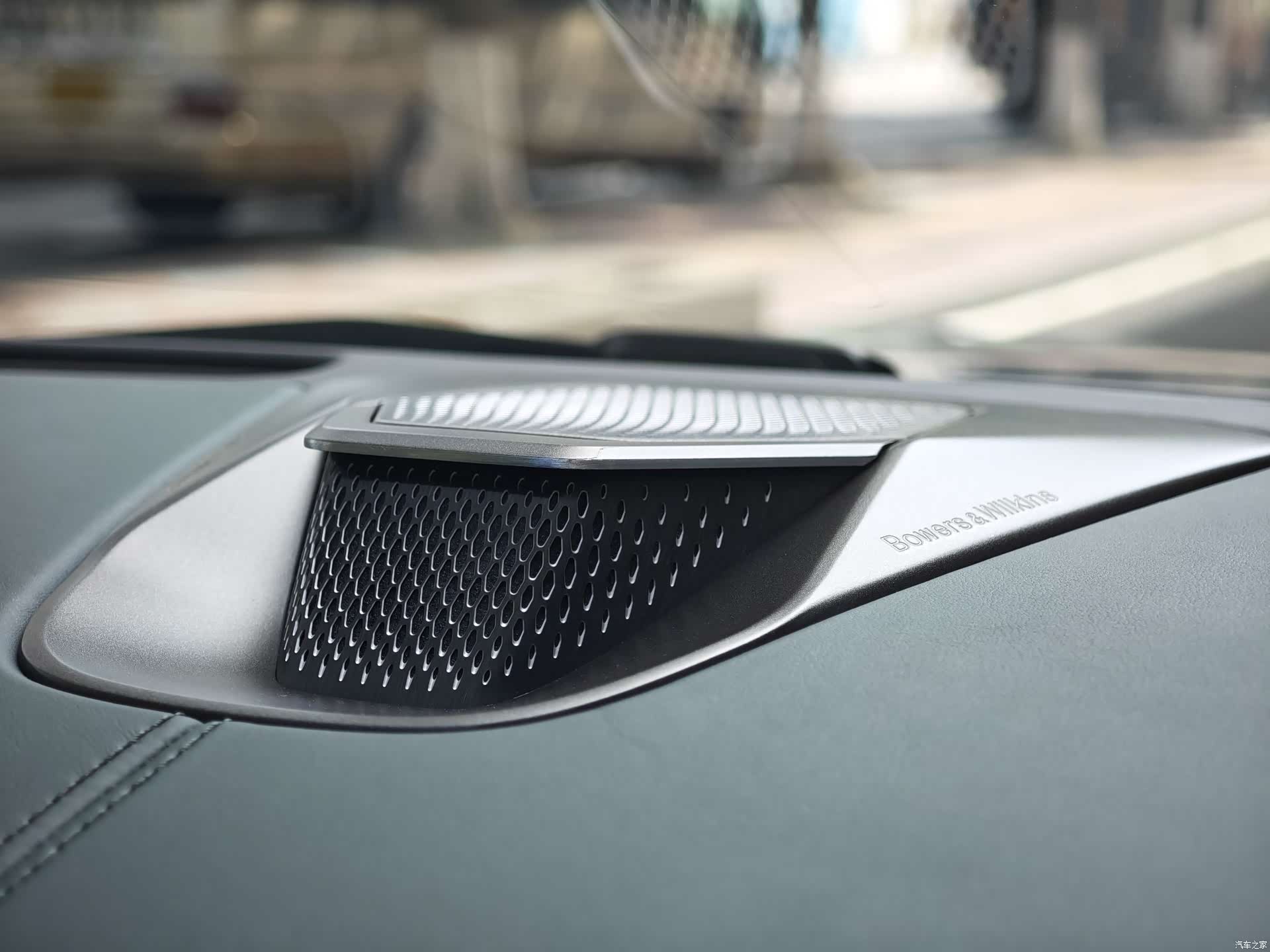 Aston Martin Vantage, 2025 17
