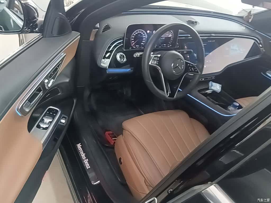 Mercedes-Benz E-Class, 2025 16