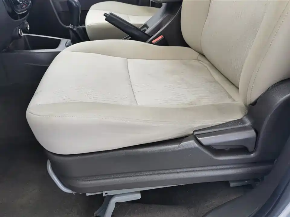 Wuling Wuling Rongguang V