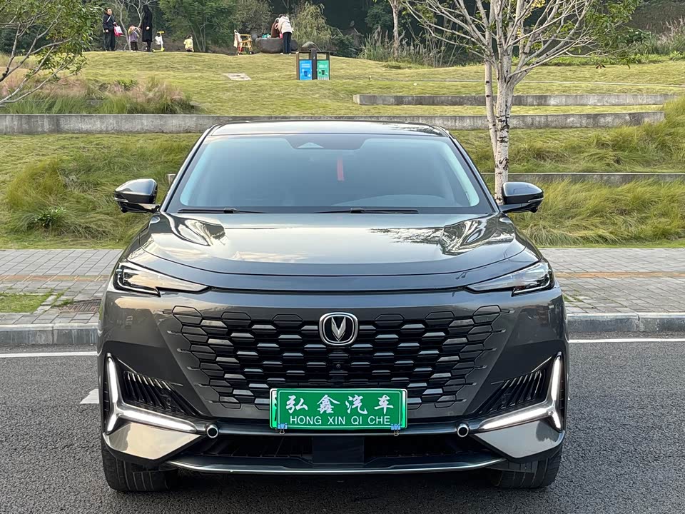 Changan UNI-K Smart iDD