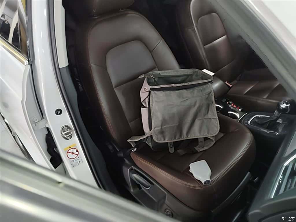 Audi Q3, 2015 25