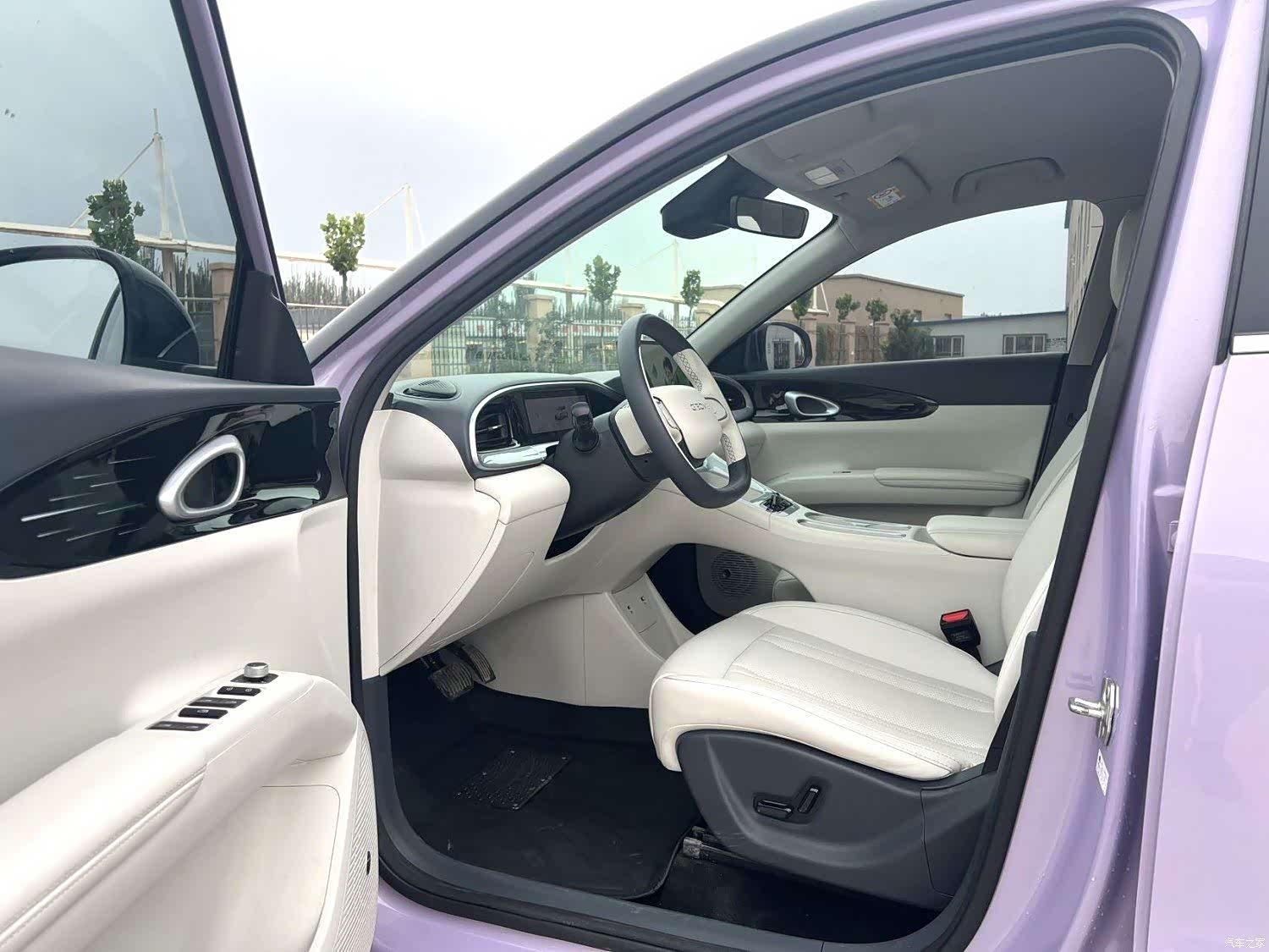 Geely Xingyuan, 2025 4