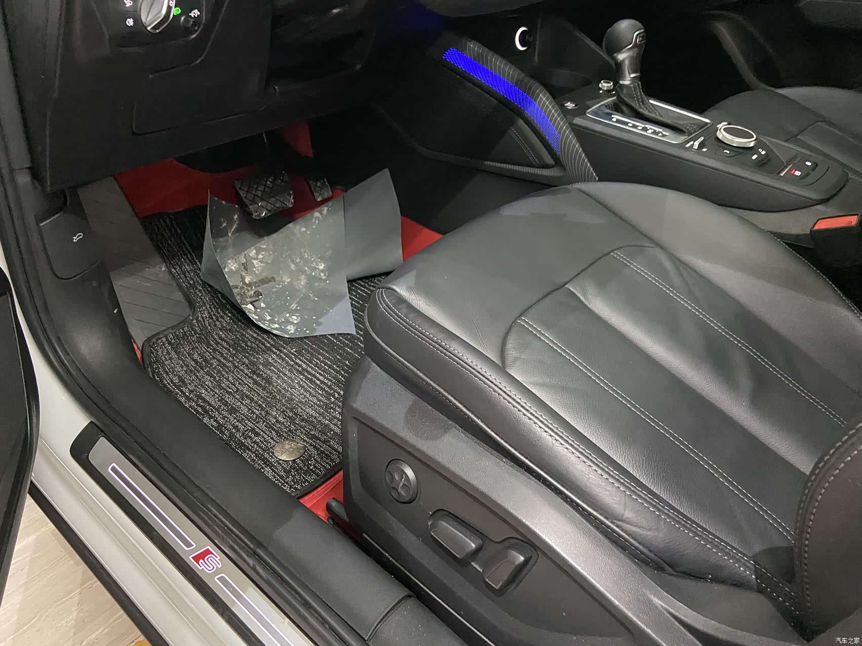 Audi Q2L, 2022 13