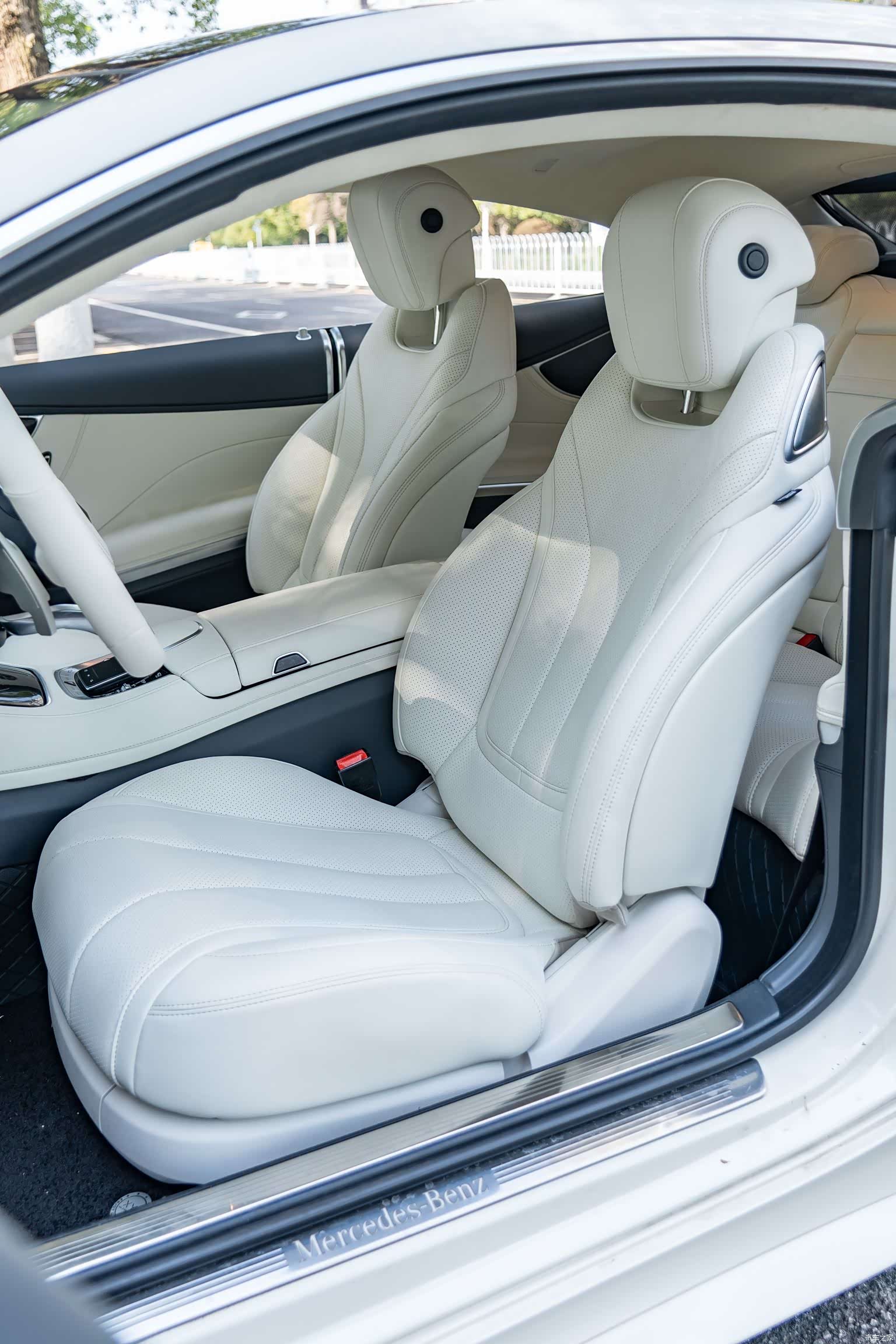 Mercedes-Benz S-Class, 2019 12