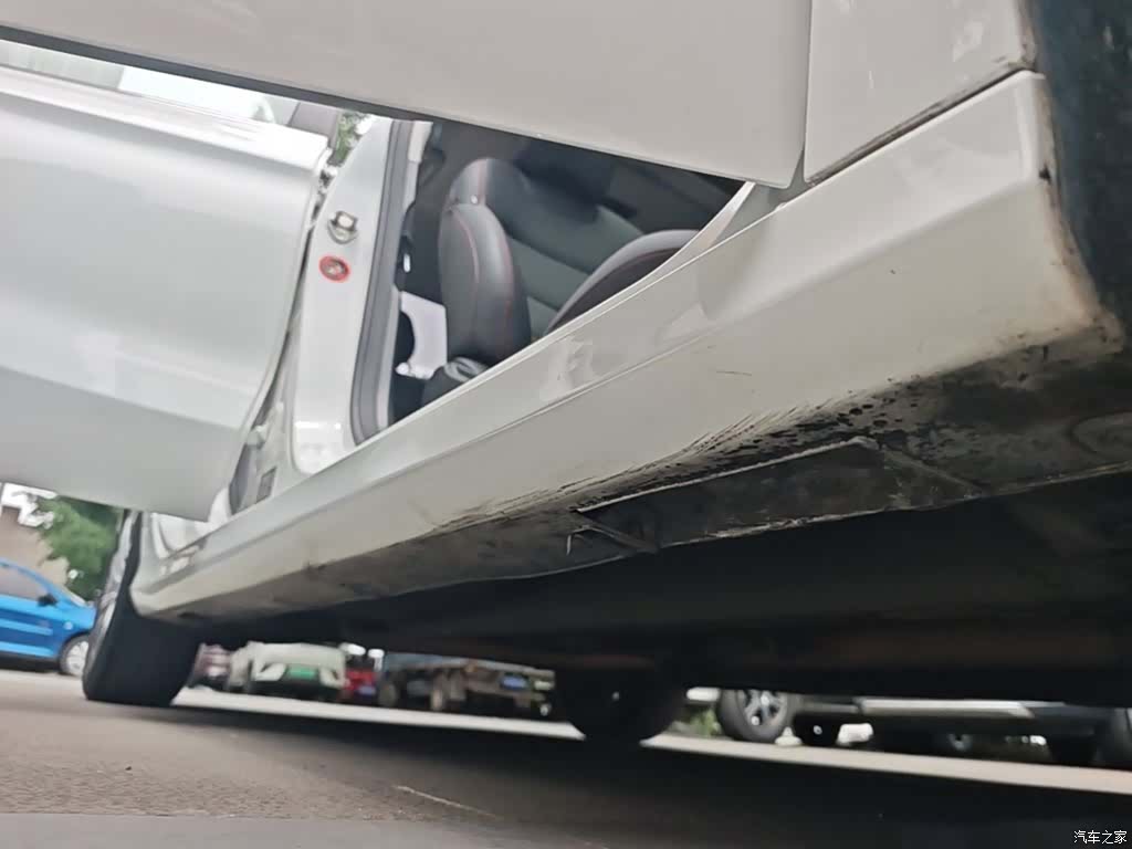 Geely Binray, 2019 21