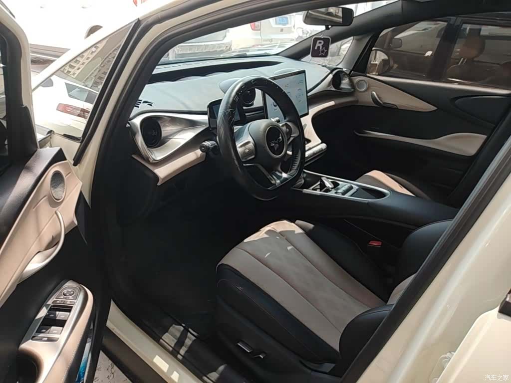 BYD Dolphin, 2026 16
