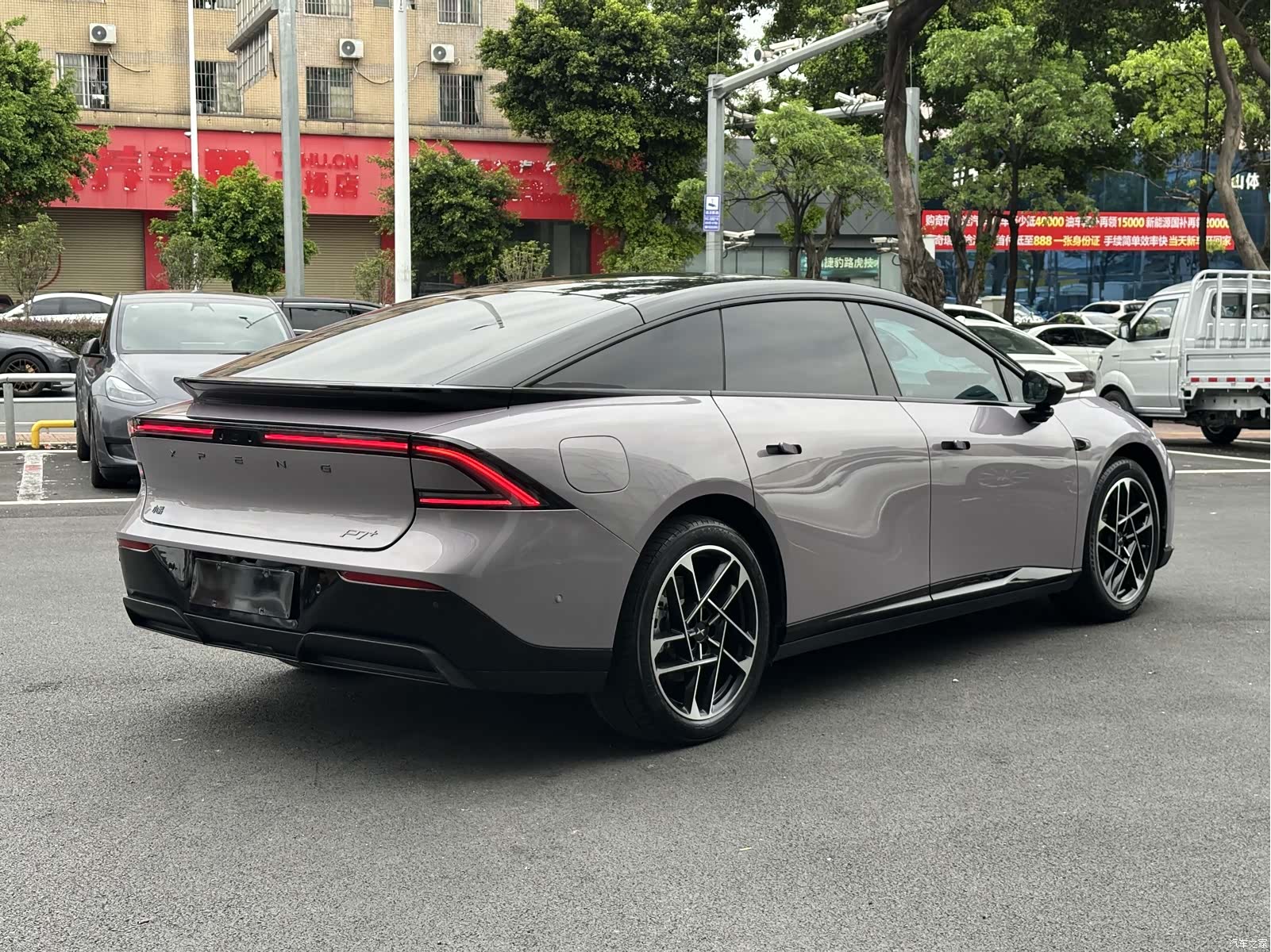 Xpeng P7, 2024 все фото
