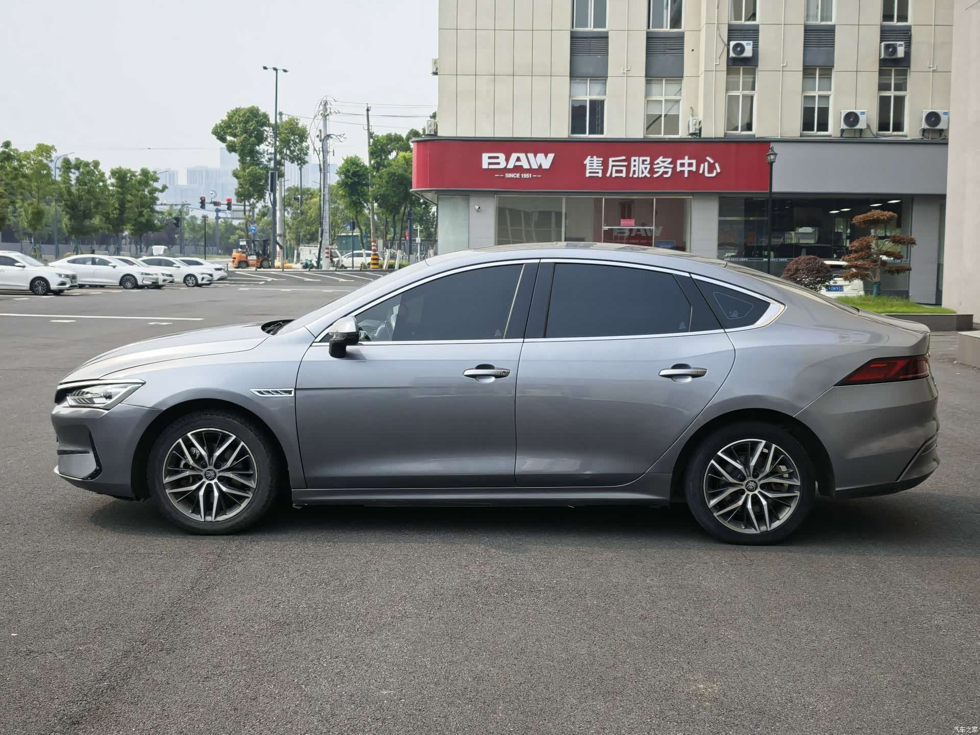 BYD Qin, 2022 3