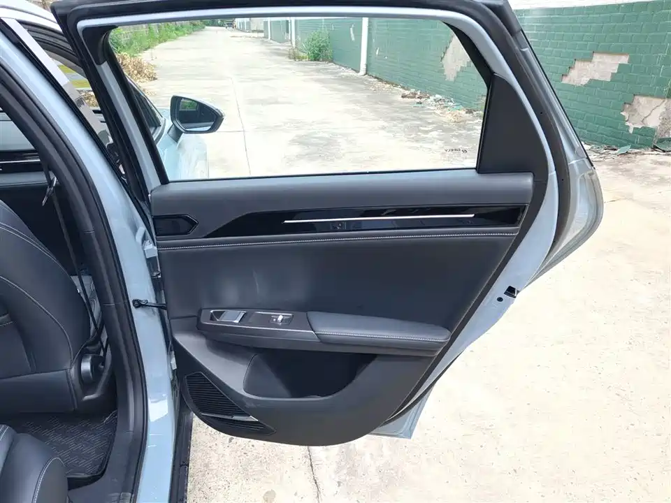 Geely Galaxy Galaxy L6