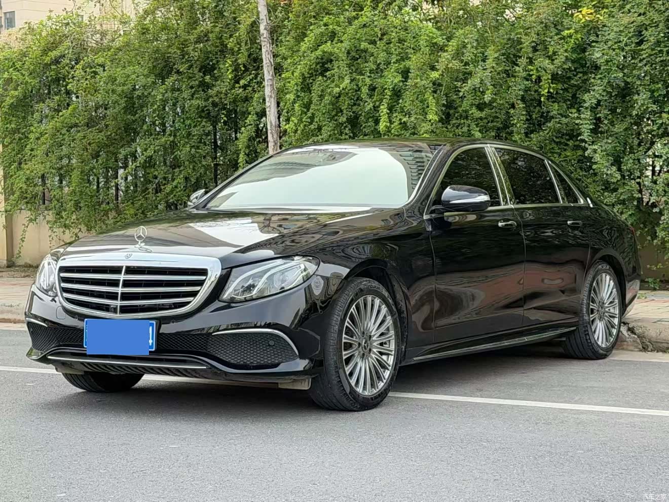 Mercedes-Benz E-Class, 2020 1