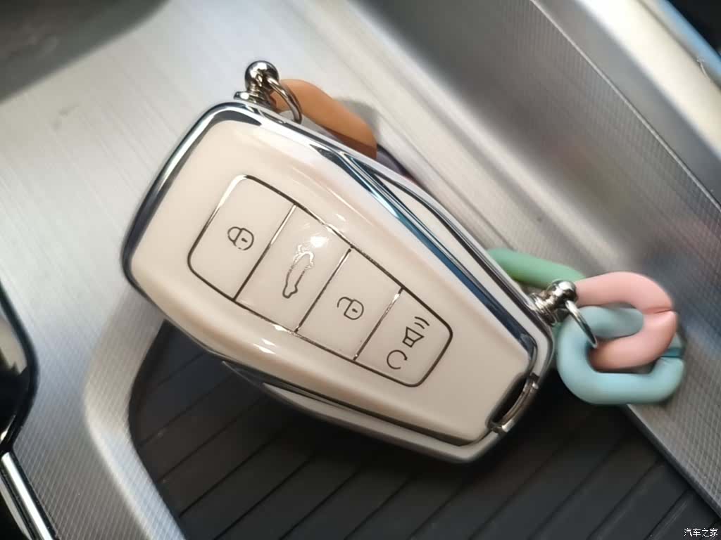 Geely Preface, 2022 9