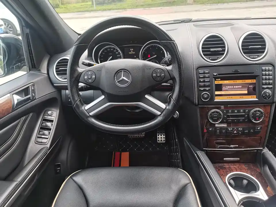 Mercedes-Benz M class