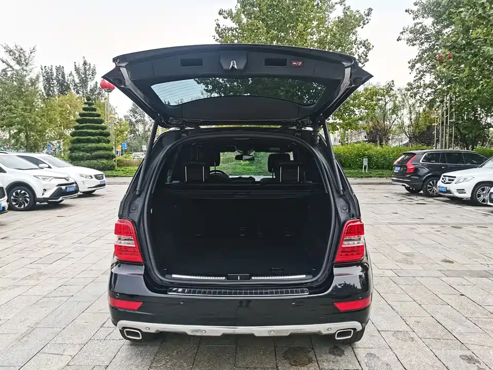 Mercedes-Benz M class