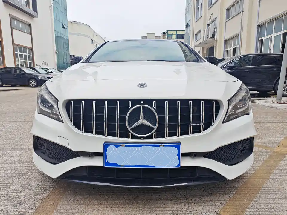 Mercedes-Benz CLA