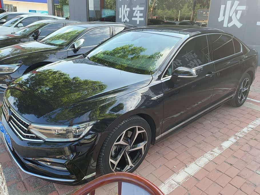 Volkswagen Magotan