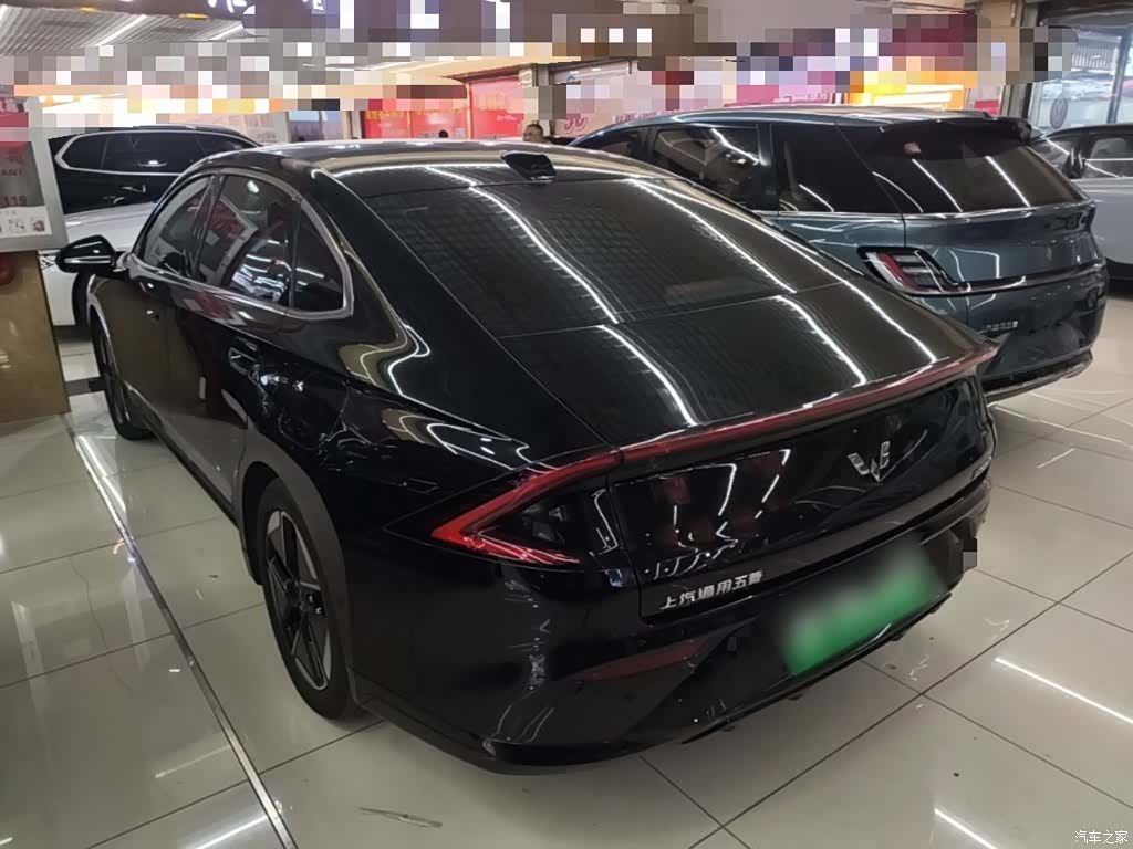 Wuling Starlight, 2025 все фото