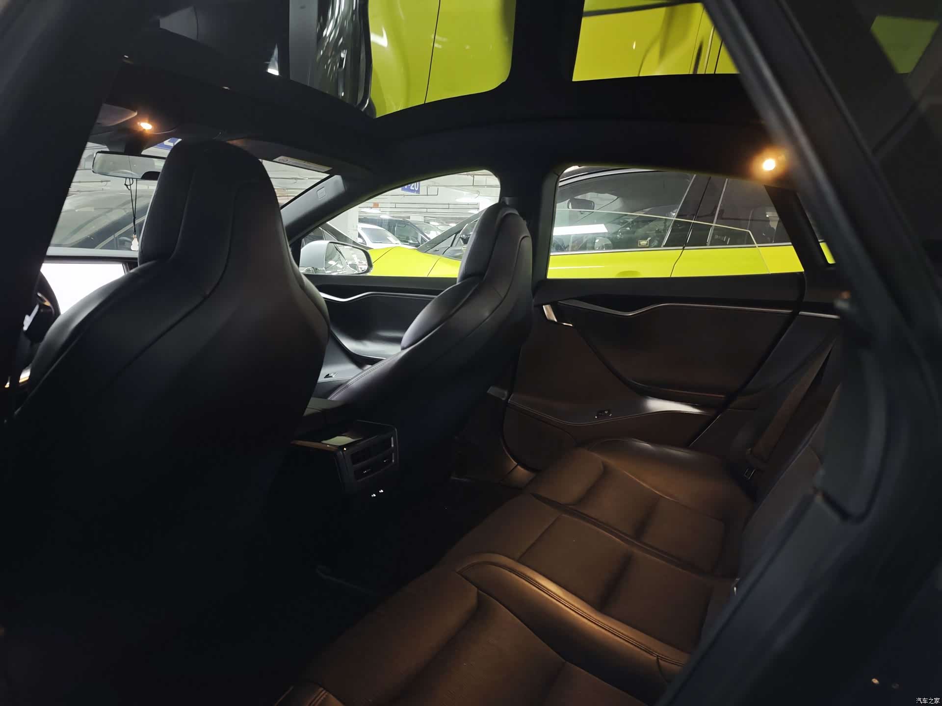 Tesla Model S, 2019 8
