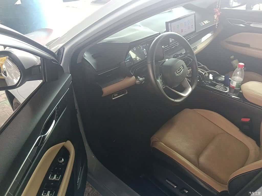Geely Emgrand, 2024 13