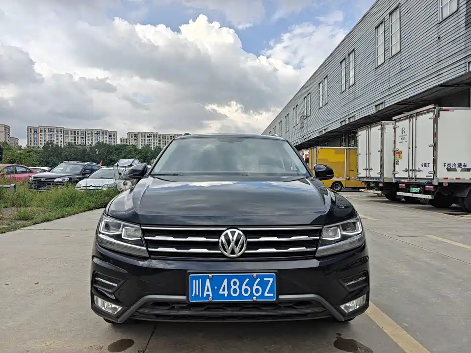 Volkswagen Tiguan L