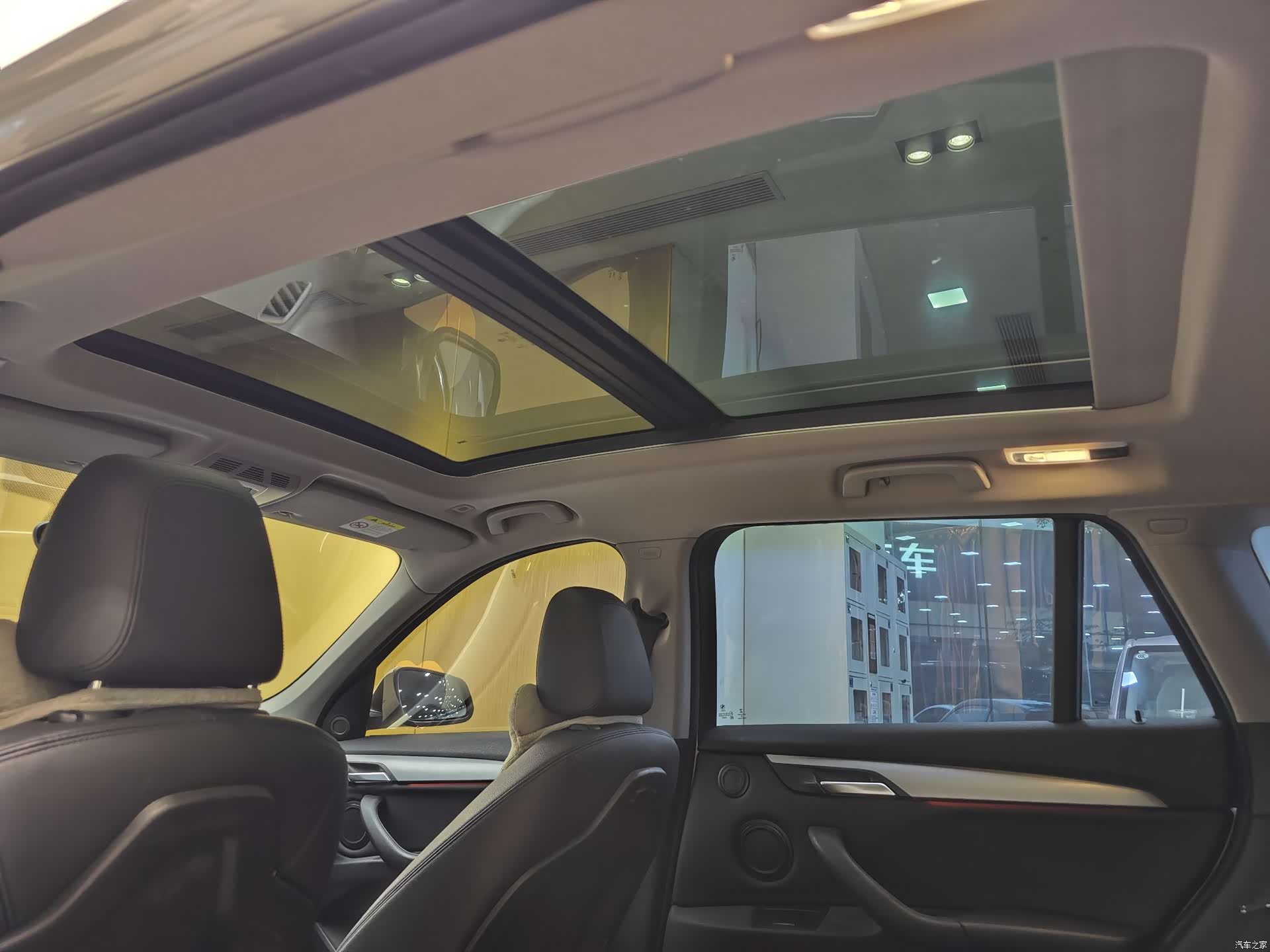 BMW X1, 2019 26