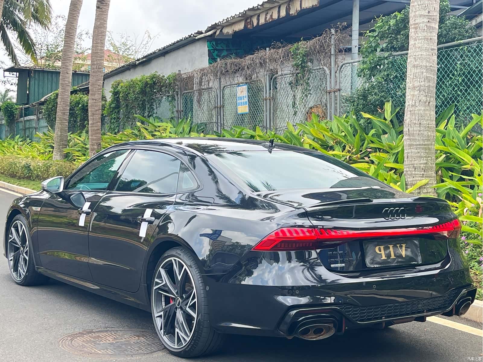 Audi A7L, 2024 9