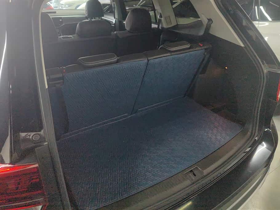 Volkswagen Tourang