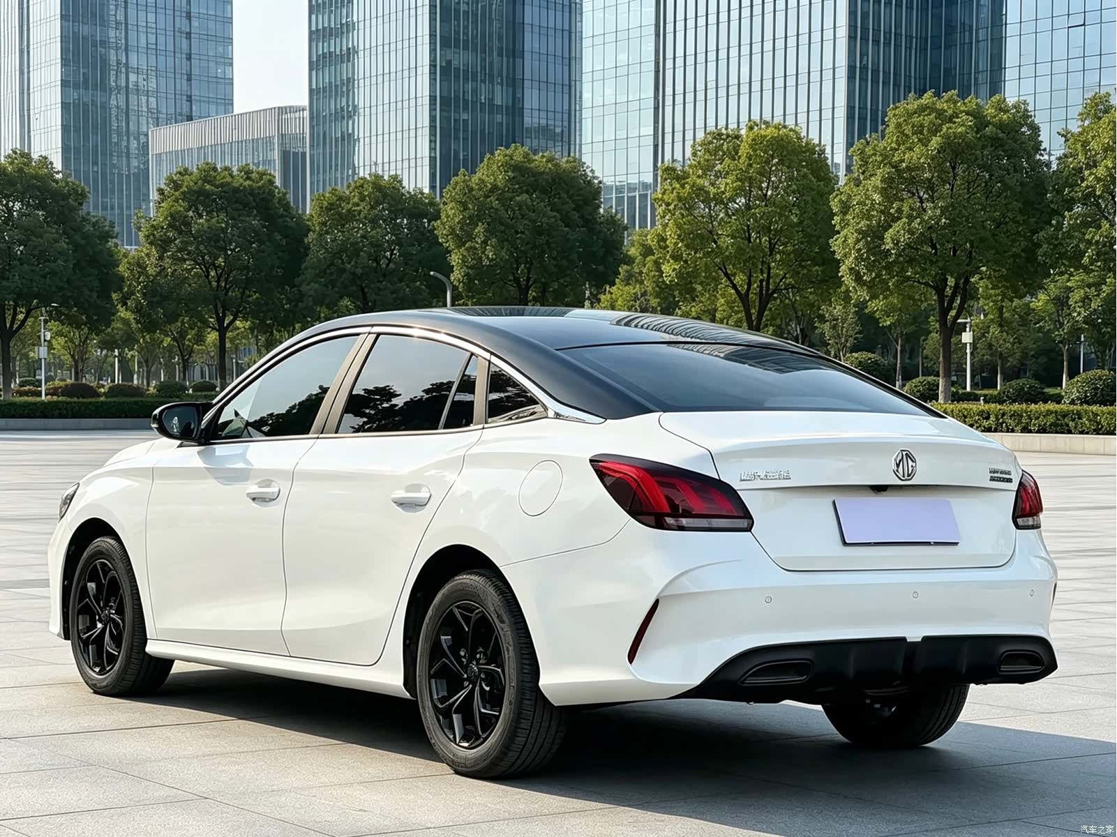 MG MG5, 2021 9