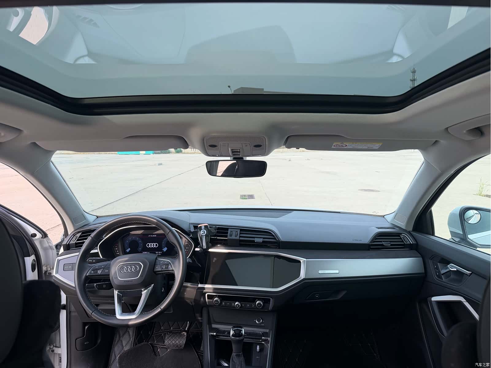 Audi Q3, 2022 9