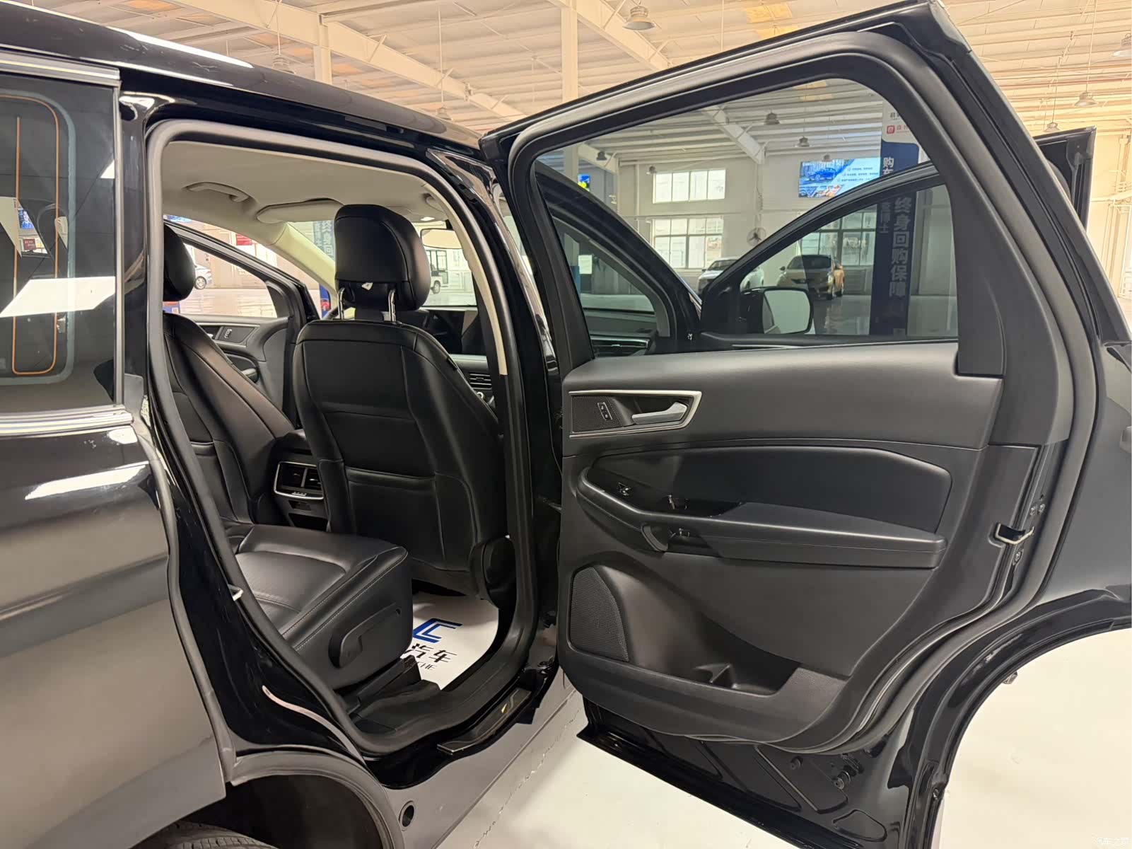 Ford Edge, 2021 14