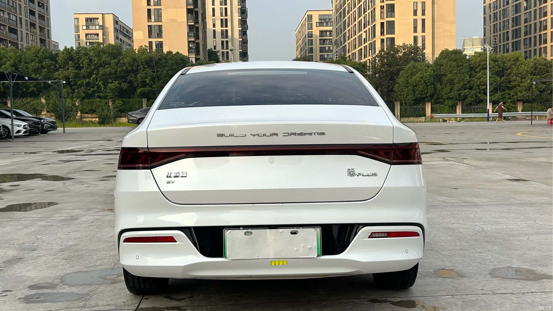 BYD Qin, 2022 14