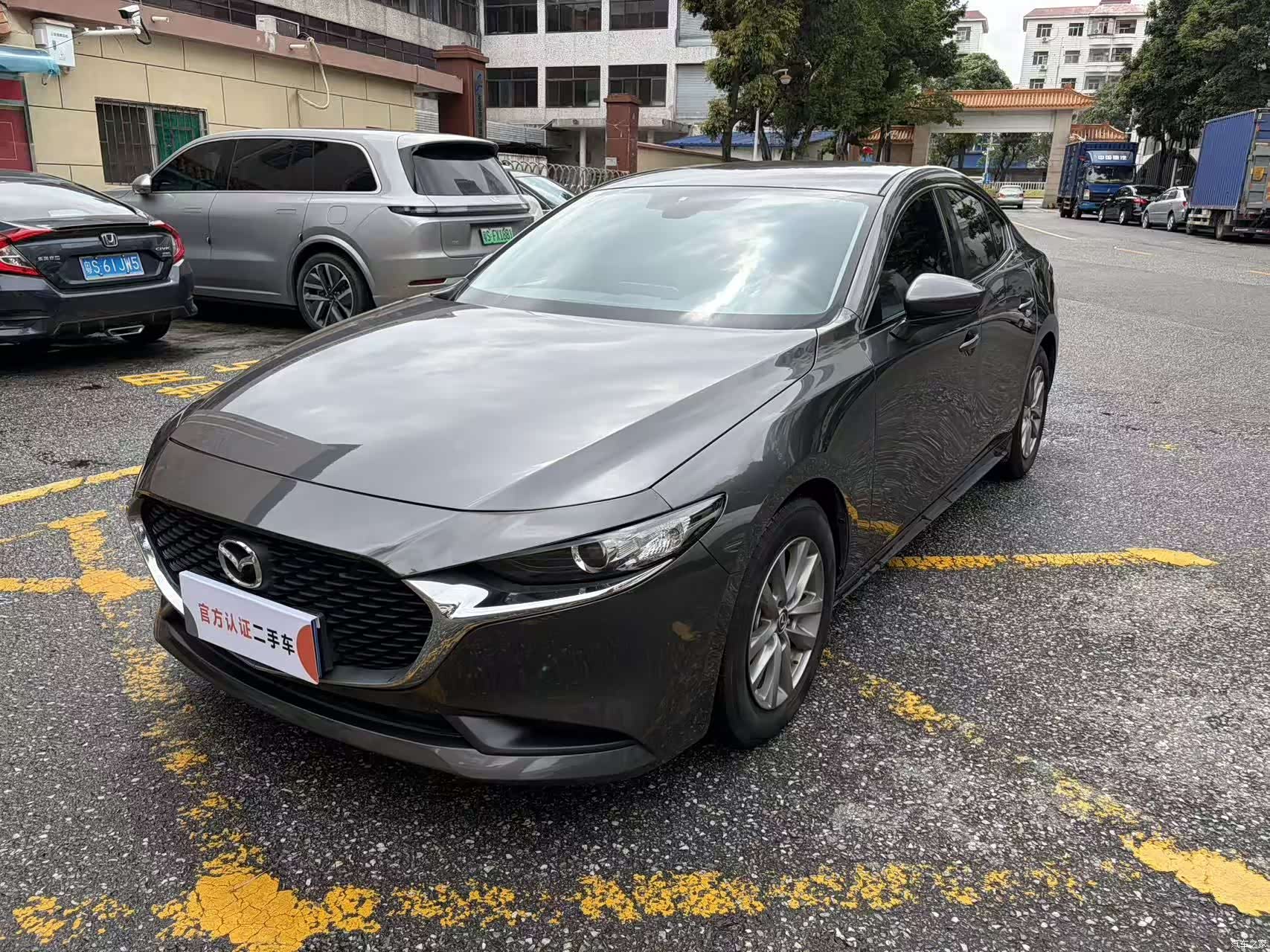 Mazda Mazda3, 2023 1