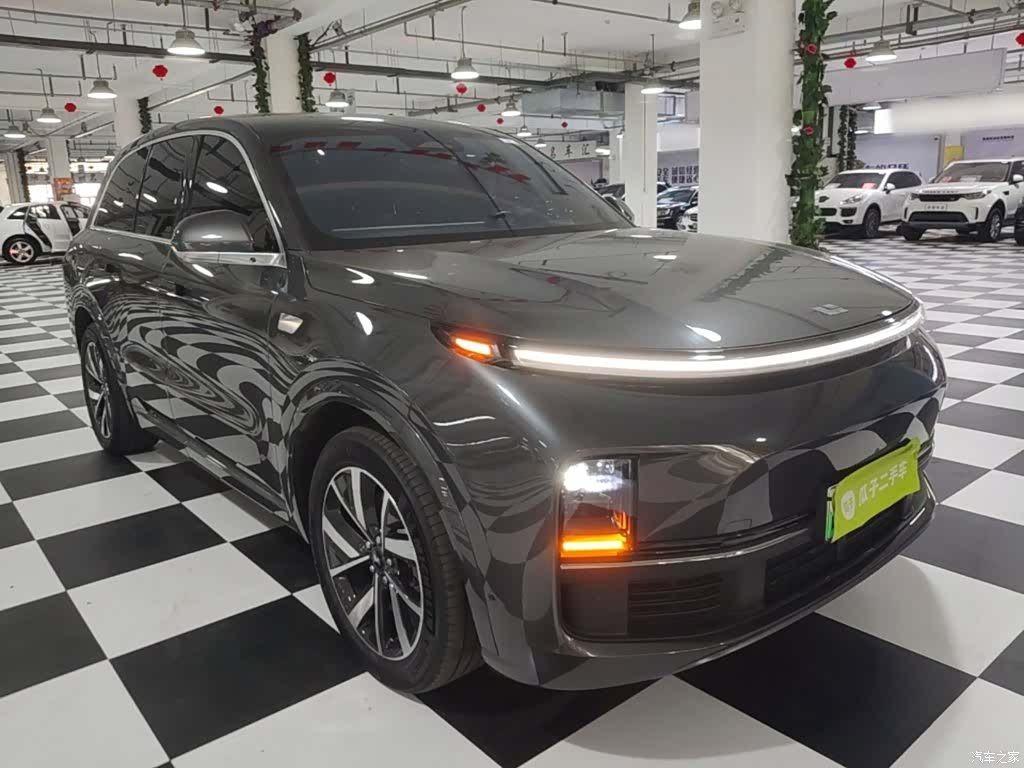 Li Auto L8, 2023 4