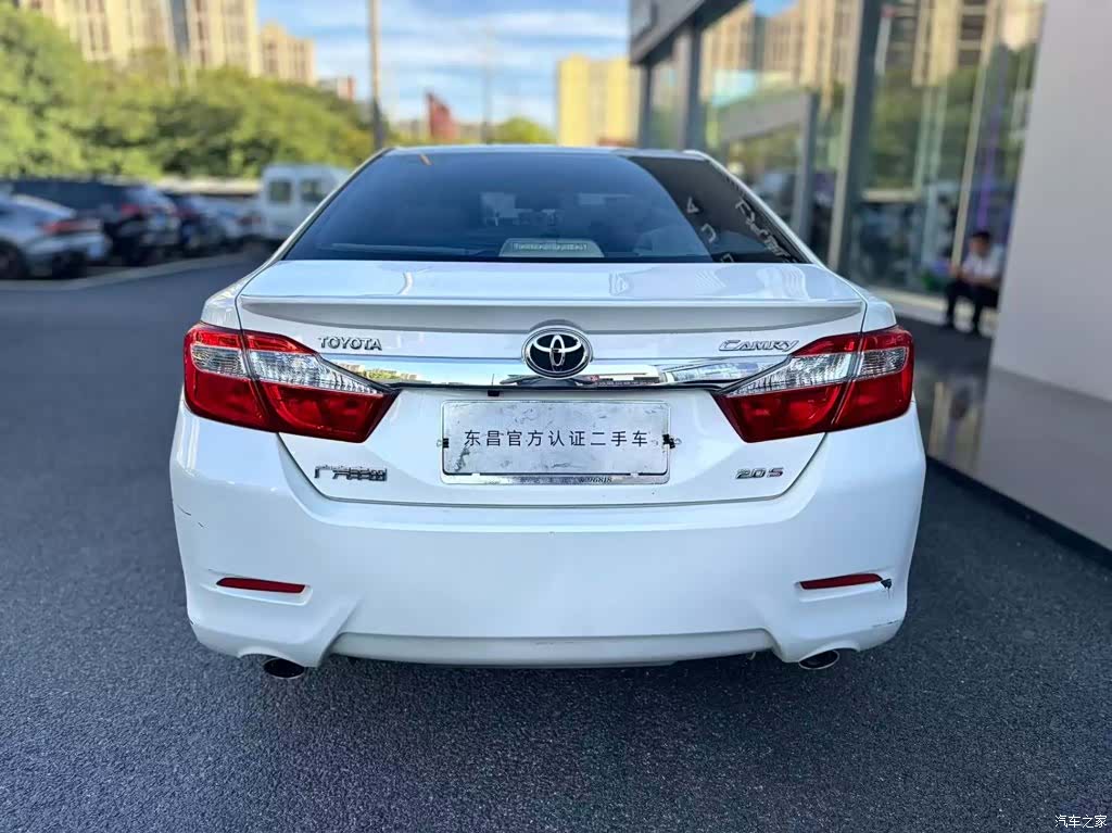 Toyota Camry, 2014 все фото
