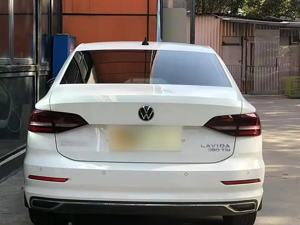 Volkswagen Lavida