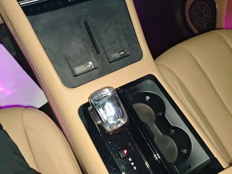 HarmonyOS Ask the world M7