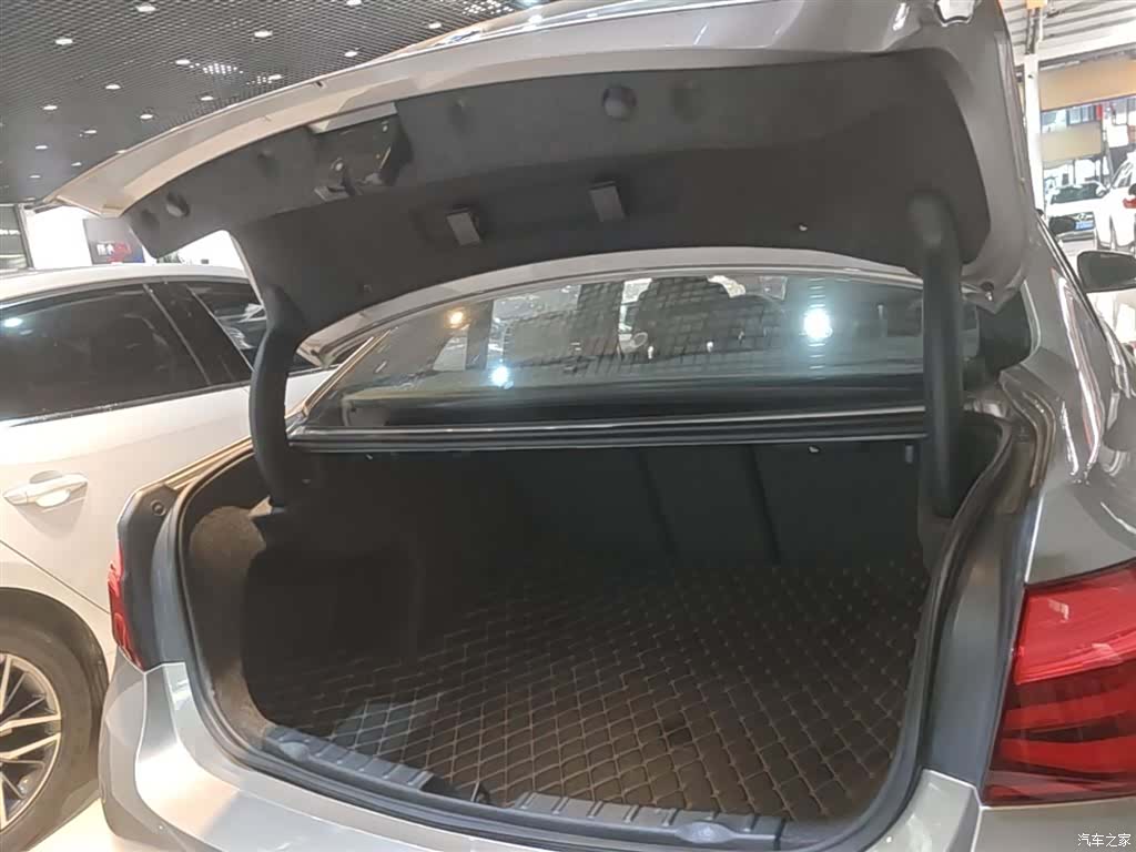 BMW 3 Series, 2017 19