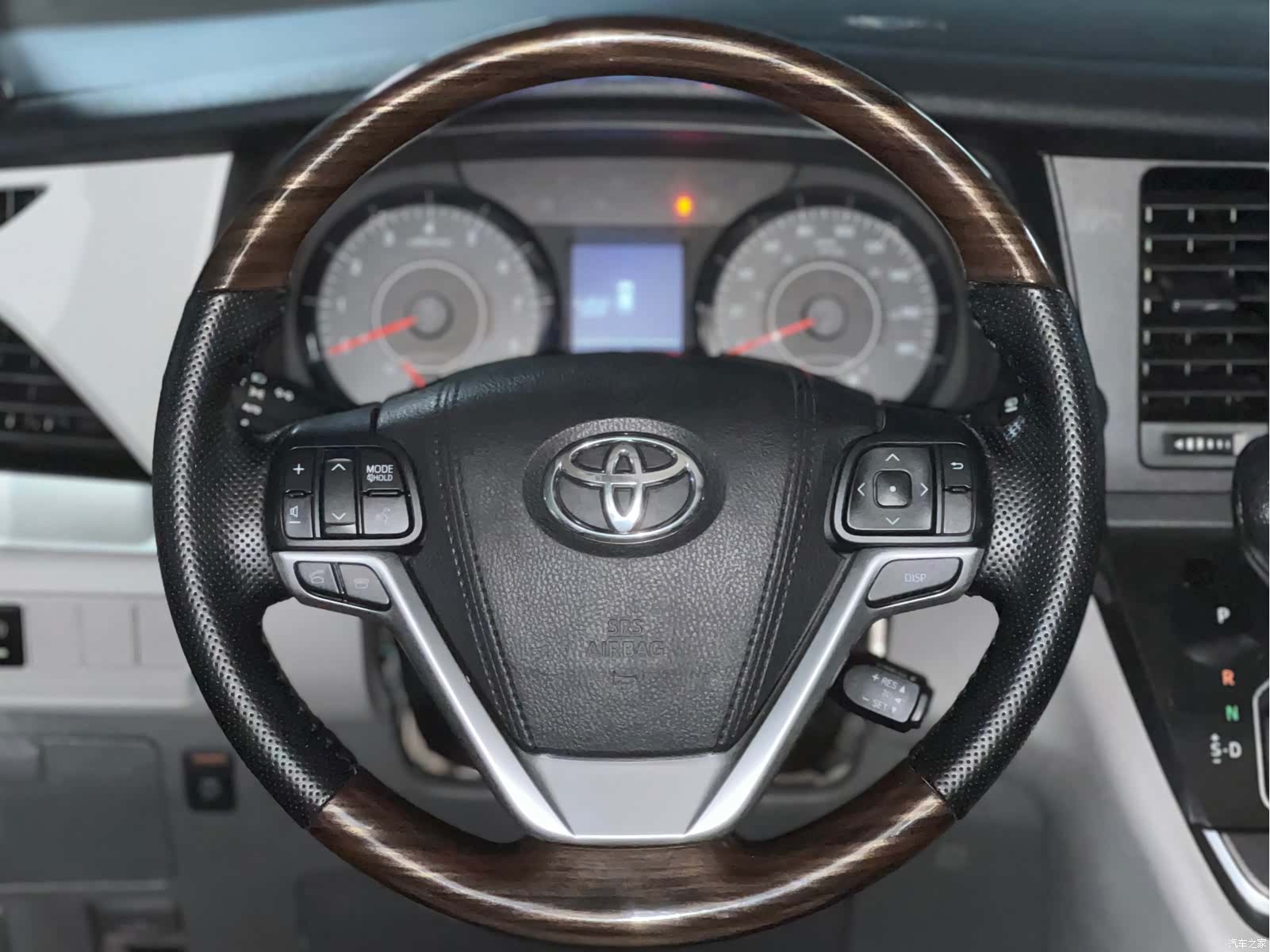 Toyota Sienna, 2017 9