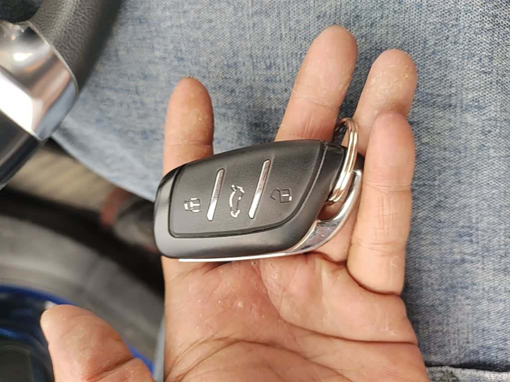 Roewe i5, 2019 9