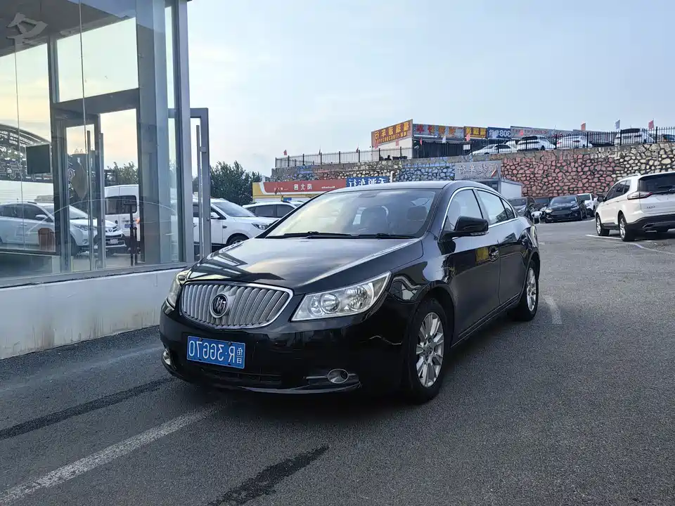 Buick Lacrosse