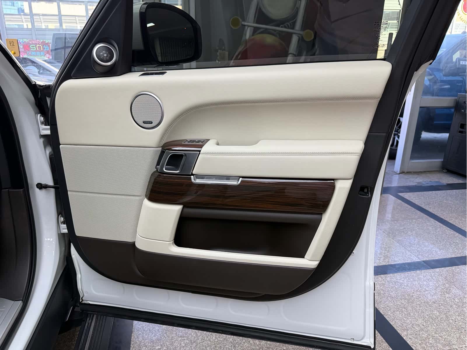 Land Rover Range Rover, 2015 21