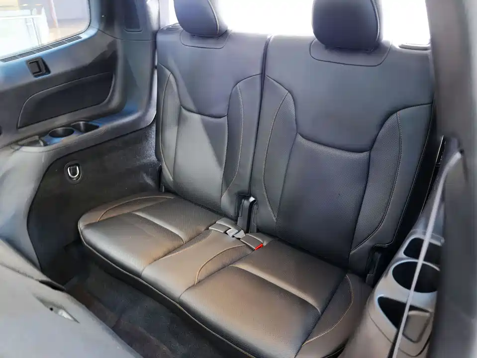 Jeep Grand Commander